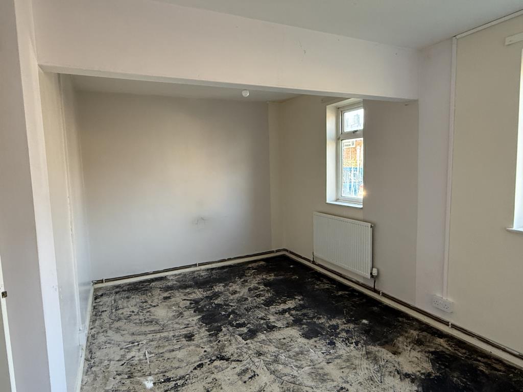 Lot: 176 - GROUND FLOOR FLAT FOR IMPROVEMENT - View to Dining Room in Flat for Improvement